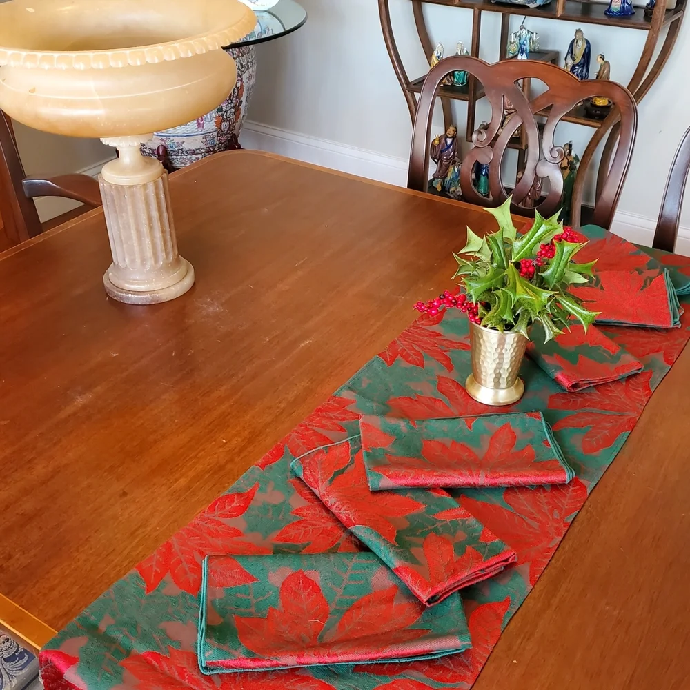 Elegant Red & Green Poinsettia Table Runner with 6 Matching Napkins